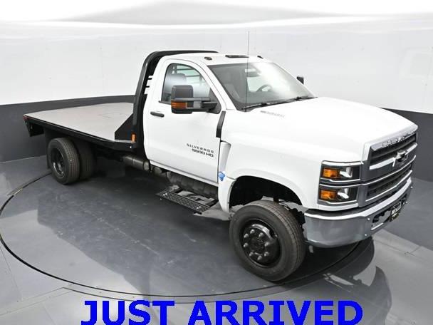 GMC SILVERADO MEDIUM DUTY (GM515) 2024 1HTKJPVK4RH672685 image